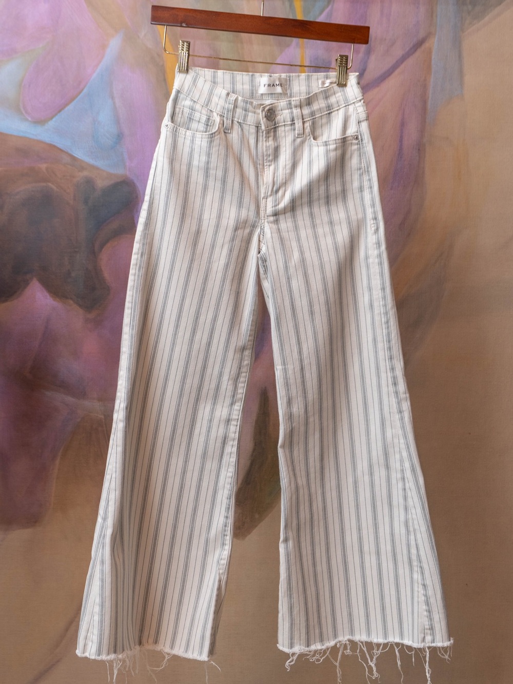 Frame Denim White Jeans with Blue Pinstripes — Wide-Leg